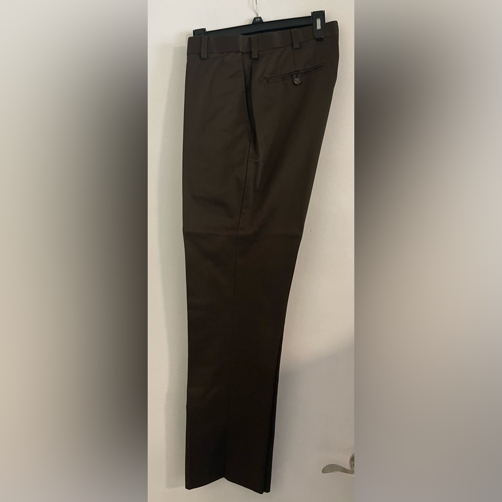 Roundtree & Yorke Classic Brown Pants